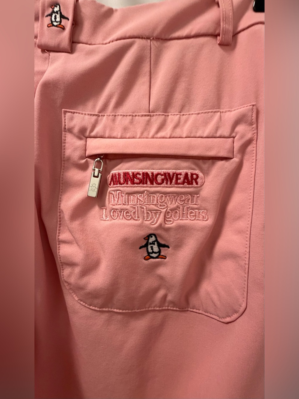 Original Penguin Munsingwear Pink Golf Pants Embroidered Cropped 28” Waist